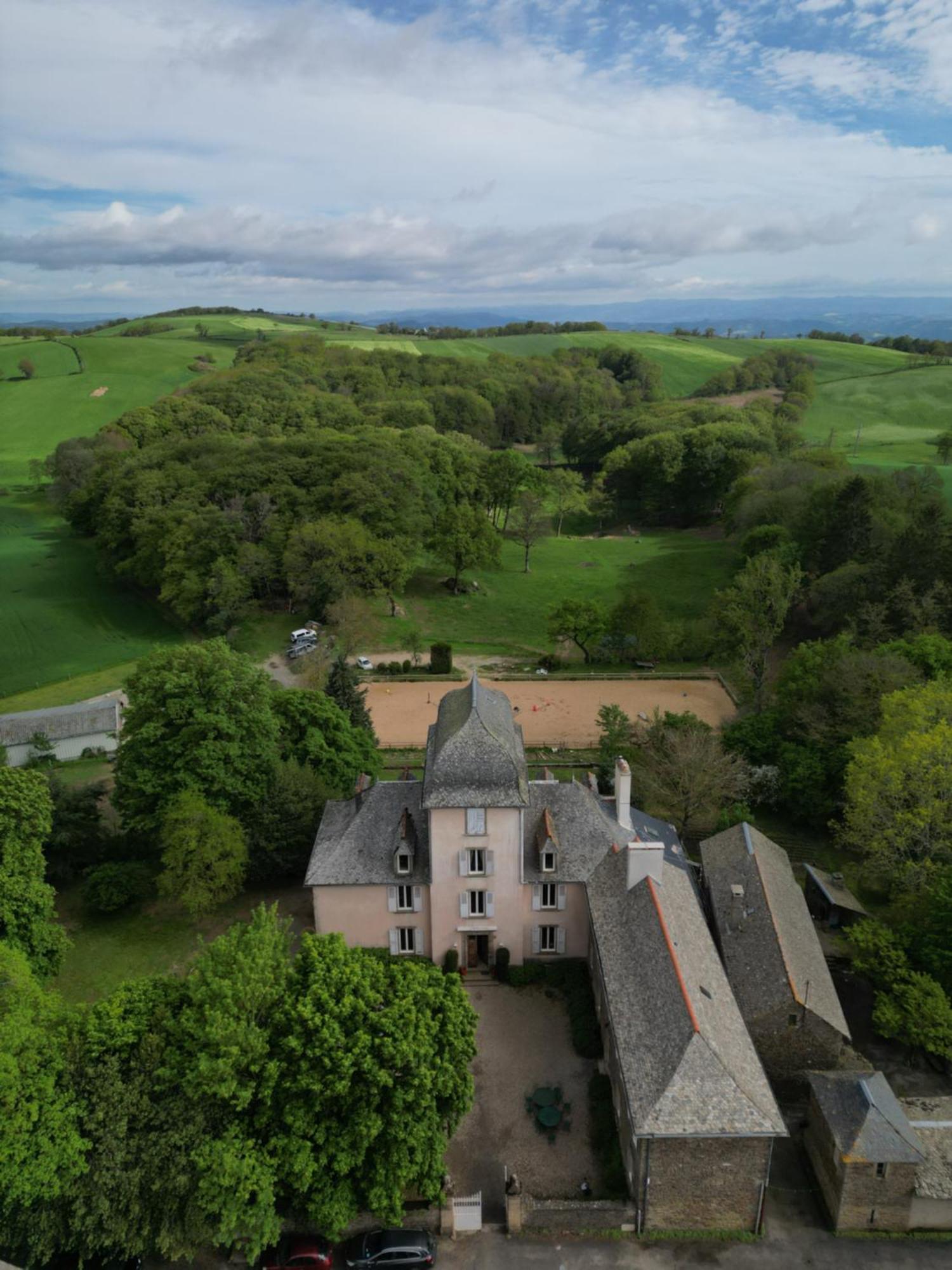 Le Domaine De Linars - L'Aile Du Chateau Villa Le Truel Kültér fotó